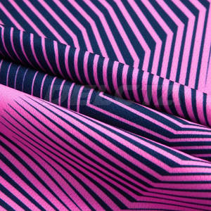 Meilleure vente à bas prix, uniforme de football en tissu souple, uniforme de football au design personnalisé - Product Image 6