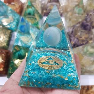 Pirámide de orgón de apatita azul, Pirámides de orgona al por mayor, Pirámides de orgona de la mejor calidad al por mayor - Product Image 1