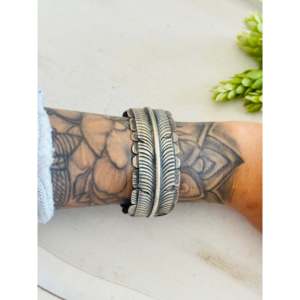 Kobe Martinez Sterling Silver <b>Feather</b> <b>Cuff</b> Bracelet Fashionable Bracelet with Unique <b>Feathers</b> Design - Product Image 2