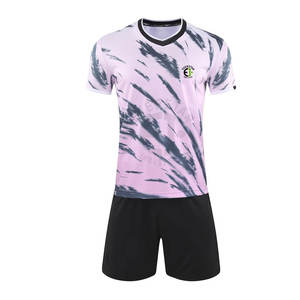 ชุดฟุตบอลใช้ได้ทั้งชายและหญิงเครื่องแบบฝึกซ้อมฟุตบอลดีไซน์ใหม่บริการ OEM ราคาถูกดีไซน์ใหม่ - Product Image 1