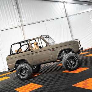 Camioneta Usada Maxlider Coyote Bronco de Gasolina con Transmisión Manual en Oferta - Product Image 3