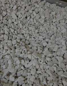 Chaux vive en morceaux de qualité industrielle (CaO) - Chaux blanche naturelle brûlée - Product Image 1