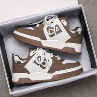 Vente en gros Nouvelle tendance mode Baskets Bread Man à lacets basses respirantes confortables décontractées