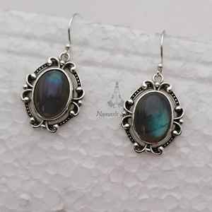 Pendientes Colgantes Boho de Plata de Ley 925 Hechos a Mano con Labradorita Natural Ovalada, Joyería de Piedra de Nacimiento, Aretes de Labradorita - Product Image 4