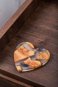 Sous-verres UNIQUES en bois de noyer et résine époxy pour la décoration de la maison Sous-verres en bois de luxe personnalisés pour boisson - Product Image 2