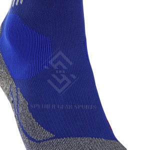 Chaussettes de sport fines d'hiver de couleur personnalisée, de haute qualité, écologiques, respirantes, avec logo sur le revers, hauteur genou, en laine/nylon, pour le football, en gros - Product Image 5