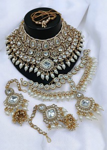 Conjunto de Joyería Nupcial Kundan Blanco Real | |   Gargantilla Chapada en Oro Pesado | | Colección de Boda Artesanal Premium para Mujer | | - Product Image 2