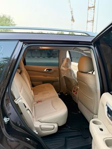 ใช้แล้ว lhd/rhd 2020 Nissan Pathfinder SE - Product Image 3