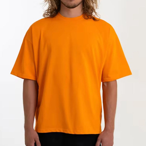 เสื้อยืดครอปสำหรับผู้ชายเสื้อครอปผ้าฝ้าย100% โอเวอร์ไซส์แนวสตรีทเสื้อยืดครอปเป็นมิตรต่อสิ่งแวดล้อมผลิตโดยผู้ผลิต - Product Image 1