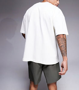 Vente en gros 100% coton 2 pcs ensemble t-shirt et short pour hommes logo brodé personnalisé surdimensionné épaule tombante ensemble de jogging pour hommes - Product Image 2