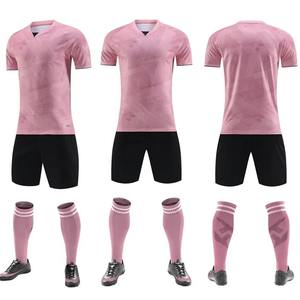 Tenues de football personnalisées en gros pour hommes, uniforme de football pas cher, ensemble d'uniformes de football à séchage rapide, maillot de football respirant - Product Image 1