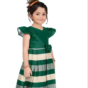 Детское летнее модное хлопковое платье принцессы с коротким рукавом и бабочкой