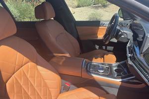 BMW X7 xDrive40i 2024 Usado Premium, Turbo de 6 Cilindros, Tracción en las Cuatro Ruedas, M Sport - Product Image 5