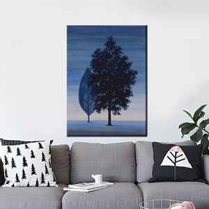 Elegante Impresión en Lienzo Azul Marino Surrealista: Regalo de Boda Personalizado Perfecto, Enmarcado en Gallería - Product Image 1