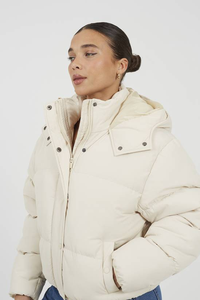 Chaqueta Acolchada de Mujer al por Mayor con Logotipo Personalizado, Tejida, de Lona y Poliéster, Impermeable, Transpirable para Uso en Exteriores - Product Image 6