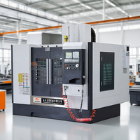 Centre d'usinage vertical CNC simple JORSEN VMC640 BT40 éprouvé dans l'industrie, avec banc en fonte HT300 du Yunnan, pour l'usinage de pièces automobiles