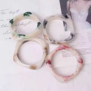 Fábrica de pulseras de resina de lujo, fabricante de joyas personalizado al por mayor - Product Image 1