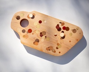 Planche à découper moderne en bois d'excellente qualité pour les légumes et les viandes crues Surface hygiénique et facile à nettoyer au meilleur prix - Product Image 1