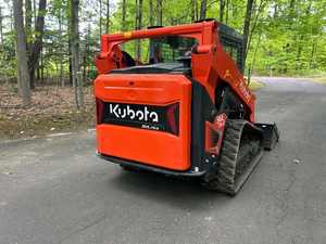 Kubota SVL 75-3 Chargeuse compacte sur chenilles avec godet d'occasion en très bon état prêt à être expédié - Product Image 6