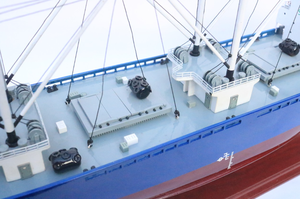 MV JONATHAN ACE Maquette de Navire Peint à la Main Résine Amour Décor Nautique Cadeau Maison Vietnam - Product Image 6