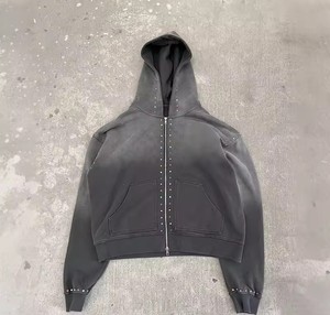 OEM ชุดวอร์มสำหรับผู้ชายออกแบบได้ตามต้องการชุดวอร์มกางเกงมีฮู้ดขาตรงปักลายดอกทานตะวันซีดจาง - Product Image 2