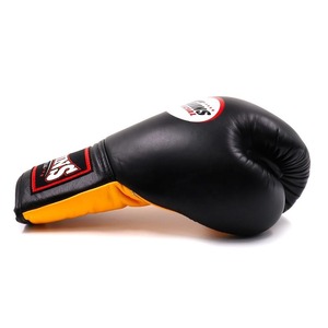 Professional Custom Lace Up Twins Boxing Gloves Top Quality Gloves Fighting Gears Custom Design & Logo Muay Thai Boxing Gloves - Product Image 6