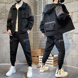 Personalizado Unisex Otoño Nuevo Hip Hop Estilo Cortavientos Deporte Cargo Chándal Top Negro Cargo Diseño Jogger Set - Product Image 2
