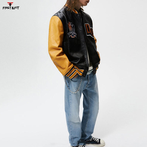 Chaqueta Universitaria de Lona con Parche Bordado Personalizado de Moda, Diseño Clásico de Béisbol Universitario con Logotipo Frontal para Unisex - Product Image 3