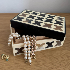 Luxurious handmade bone inlay and mother of pearl inlay box for decorative home use organizer for <b>jewelry</b> and <b>display</b> Tradebyd - Product Image 1