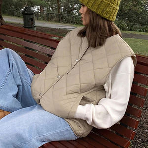 Chaleco Acolchado Sin Mangas para Mujer, Diseño Moderno, Cortavientos, Informal, Color Negro, Nuevo - Product Image 3