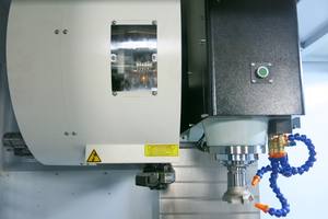 เครื่องซีเอ็นซีแนวตั้งแบบเดี่ยว3แกนความแม่นยำสูง VMC1160พร้อมชิ้นส่วนมอเตอร์หลัก - Product Image 5