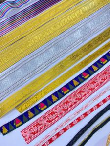 Garniture de passepoil brodé en ruban cordé doré pour oreillers, lampes, draperies, 3/8 pouces, noir/or - Product Image 3