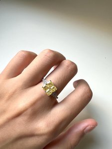 Bague de fiançailles en argent 925 avec diamant moissanite jaune taille radiant original pour femmes, cadeau de charme pour les amoureux pour les fêtes - Product Image 2