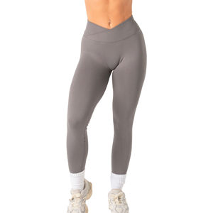<b>Hot</b> Sale Women Mid Waist Casual Winter Breathable Anti-Bacterial Seamless Yoga <b>Leggings</b> Knee-Length Custom Logo OEM Service - Product Image 2