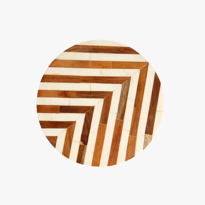 Color and Pattern Same Product Image