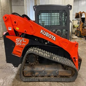 Chargeuse compacte Kubota SVL75-2 d'occasion, 2018, diesel, 4x4, état neuf, capacité de charge nominale de 5 tonnes, mini-chargeuse compacte Bosch Rexroth - Product Image 6