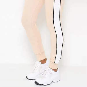 <b>Women's</b> Winter Casual Eco-Friendly Washed Breathable <b>Short</b> Crop Hoodie Drawstring Solid Pattern Custom Logo Jogging <b>Suits</b> - Product Image 6