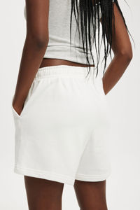 Short pour femme 100% coton personnalisé logo imprimé avec poches latérales couleur blanc uni short streetwear pour femme - Product Image 2