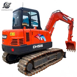 Excavatrice d'occasion Doosan DH55, 5,5 tonnes, godet de 0,28 m³, marque coréenne d'origine, petite excavatrice sur chenilles pour travaux de construction, faible nombre d'heures, certifiée CE - Product Image 1