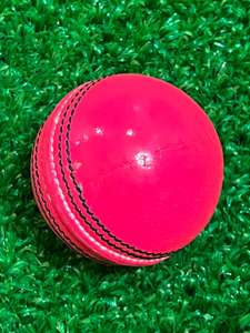 Balle dure de cricket rose de logo personnalisé de 156g promotionnel de haute qualité en gros - Product Image 2