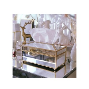 Boîte à bijoux personnalisée en verre antique et laiton avec design unique boîtes à bijoux en métal exportateur en gros emballé dans un carton - Product Image 2