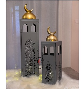 Lanterne de sol élégante au fini gris Design unique pour le Ramadan Eid Hajj Festival Vaisselle décorative pour la décoration de table - Product Image 1