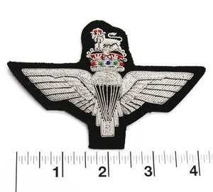 Écussons brodés 3D Royal Lion en fil d'or, badges tactiques personnalisés à coudre, badges en tissu, épingle à repasser, aimant, technique émaillée, OEM Wing - Product Image 5