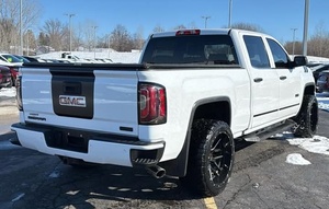 Camioneta Usada GMC SIERRA 1500 SLT CREW CAB 2016 con Motor <4L, Interior Oscuro, Volante a la Izquierda - ¡OFERTA ESPECIAL Y ENVÍO CON DESCUENTO! - Product Image 5