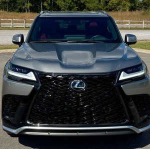 Lexus LX 600 ปี 2024 มือสอง สภาพดี พวงมาลัยซ้าย ล้อแม็ก R20 เบาะหนังสีเข้ม SUV เกียร์อัตโนมัติ กล้องมองหลัง - Product Image 1
