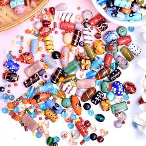 Perles de Verre Artisanales de Luxe pour la Création de Bijoux (90 Pièces) Accessoires pour la Fabrication de Bracelets et Colliers Taille : 33 mm à 4 mm - Product Image 2