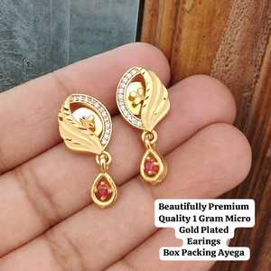 Hermosos pendientes microchapados en oro de un gramo de calidad superior para mujer, perfectos para ropa de fiesta informal y formal - Product Image 6