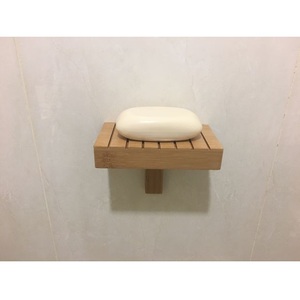 Porte-savon rectangulaire en bois haut de gamme avec revêtement résistant à l'eau et fonction antidérapante pour comptoirs de salle de bain élégants - Product Image 1
