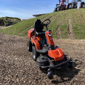 Cortacésped Husqvarna Rider R316TsX AWD con plataforma delantera de 103 cm, motor Kawasaki V-Twin, tracción total, dirección asistida, tractor de jardín con sistema BioClip Mulch - Product Image 1