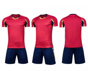 Tenue de football avancée pour les joueurs professionnels et amateurs offrant une mobilité et un confort supérieurs - Product Image 2